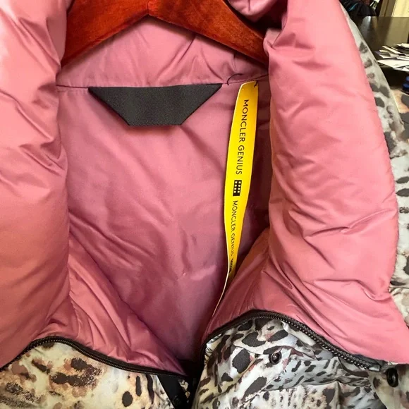 Moncler down ski coat jacket nwt size 3 leopard - Picture 8 of 9